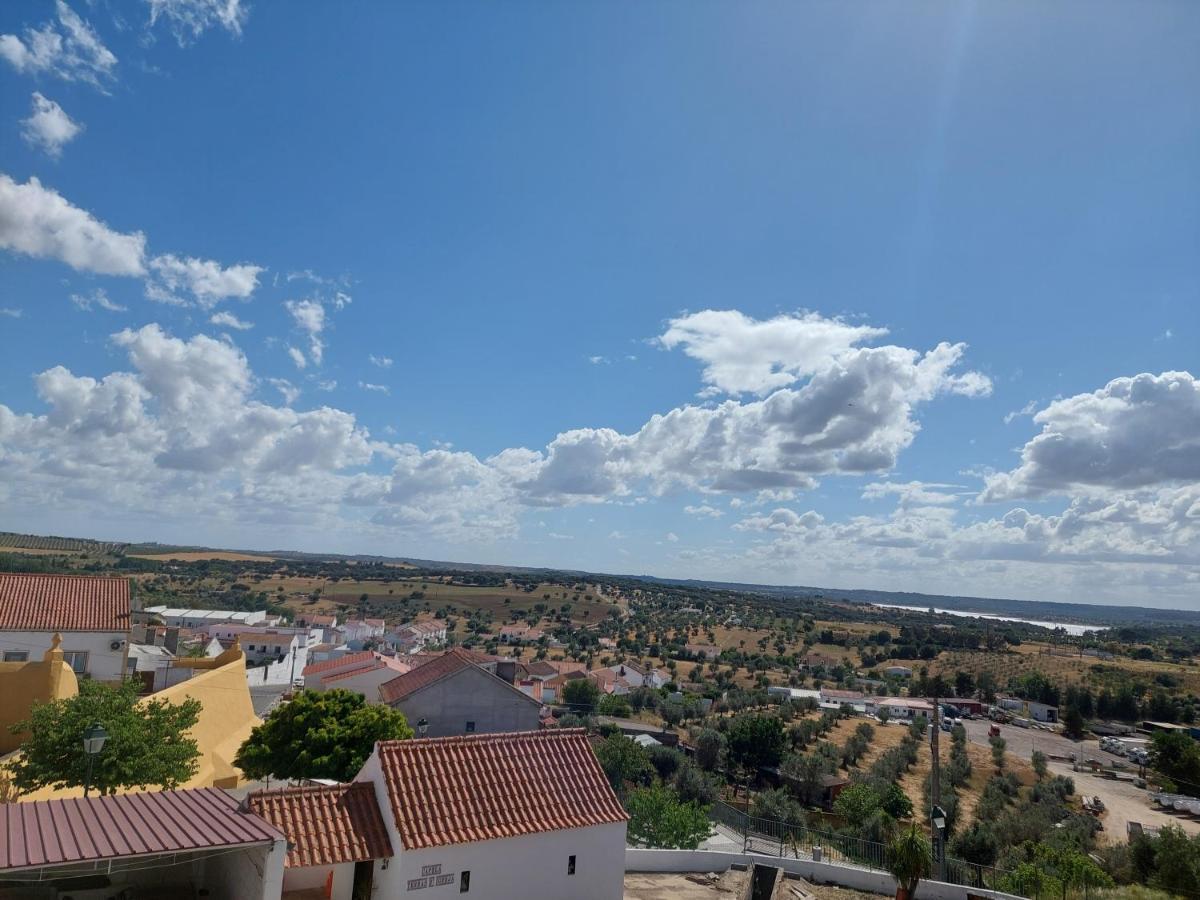 Quartos Da Vovo Aviz Exteriör bild